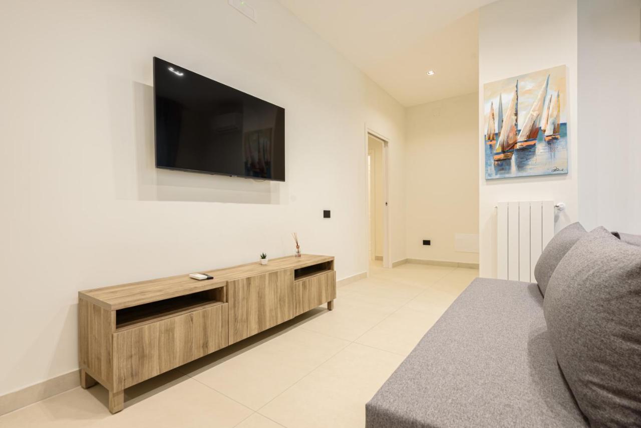 Via Niccolo Tommaseo 4 - 3 Apartamento